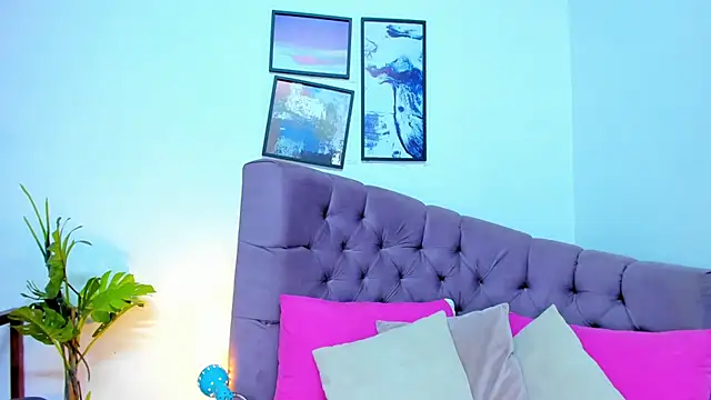 Gretta Queen online show from 11/23/25, 03:45