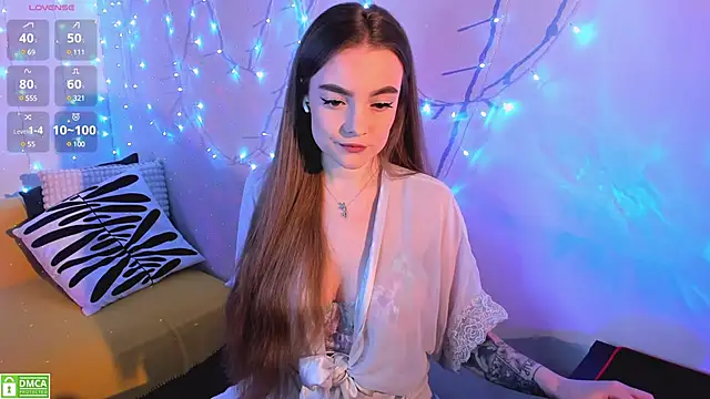 xwiuiwx online show from 02/12/25, 04:55