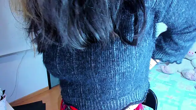 Snapshot of Akane-Mou chatting on 01/13/25, 05:44 Akane-Mou online show from 01/13/25, 05:44