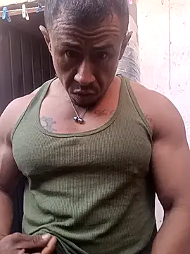 Snapshot of ivandignity chatting on 10/28/25, 10:34 ivandignity online show from 10/28/25, 10:34