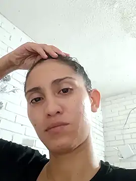 Snapshot of valeriaswang_Lucas chatting on 09/12/25, 02:33 valeriaswang Lucas online show from 09/12/25, 02:33