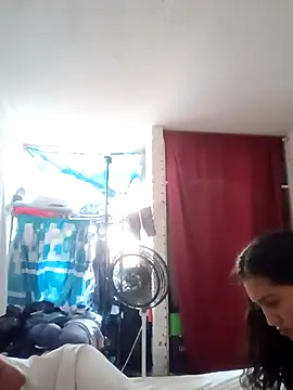 Snapshot of valeriaswang_Lucas chatting on 10/03/25, 04:59 valeriaswang Lucas online show from 10/03/25, 04:59