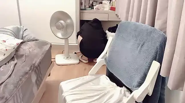 tw yaya online show from 02/02/25, 07:30