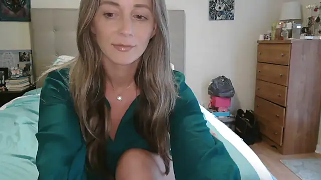 Heyitsmee33 online show from 03/12/26, 10:49