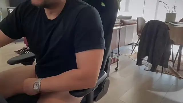 HungandThickLatin online show from 03/01/25, 09:59