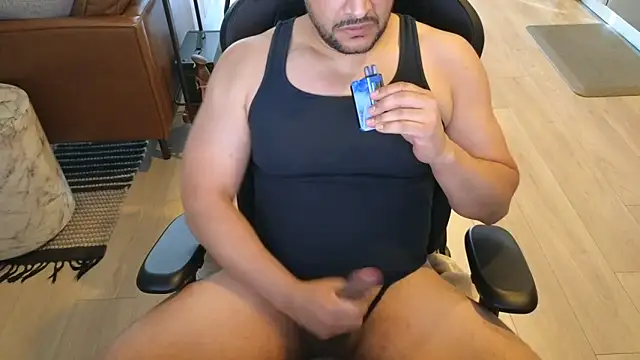 HungandThickLatin online show from 05/28/26, 02:47