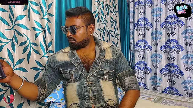 Snapshot of BLACK---MAMBA chatting on 01/09/25, 09:59 BLACK---MAMBA online show from 01/09/25, 09:59