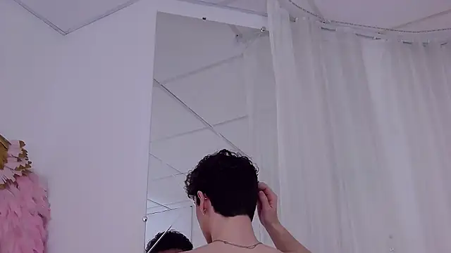 RobbyCharming online show from 11/28/25, 03:42