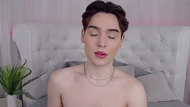 RobbyCharming online show from 03/22/26, 04:27