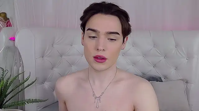 RobbyCharming online show from 04/19/26, 04:34