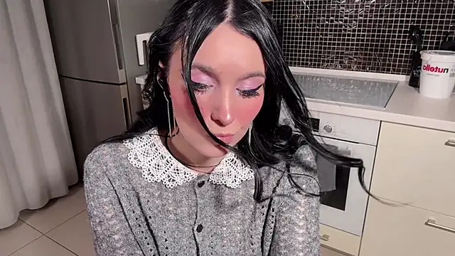 ariel aspen online show from 09/29/25, 09:52