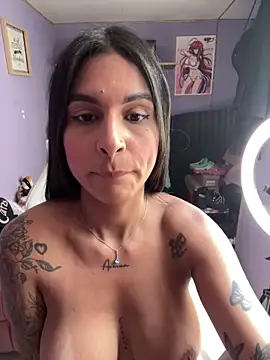 charlotte stevenss  online show from 02/15/25, 05:17