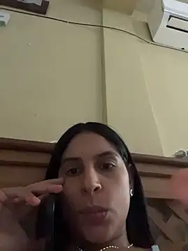 charlotte stevenss  online show from 04/24/26, 01:35