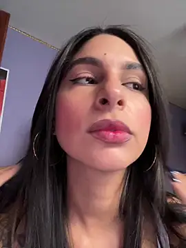 Snapshot of charlotte_stevenss_ chatting on 05/09/26, 02:33 charlotte stevenss online show from 05/09/26, 02:33