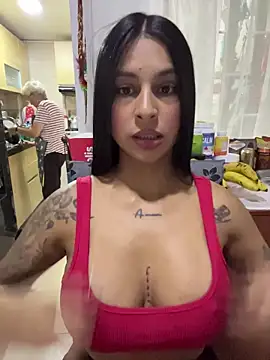 Snapshot of charlotte_stevenss_ chatting on 05/18/26, 02:56 charlotte stevenss online show from 05/18/26, 02:56