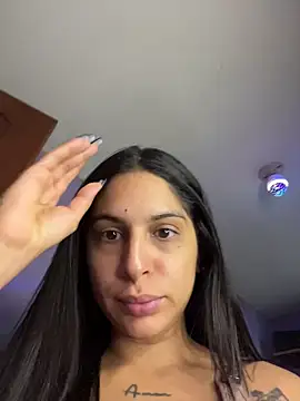 Snapshot of charlotte_stevenss_ chatting on 06/02/26, 02:13 charlotte stevenss online show from 06/02/26, 02:13