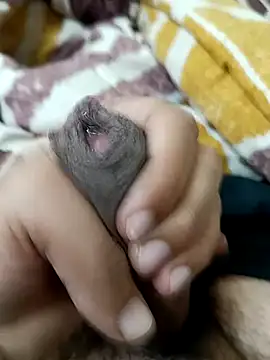 Snapshot of wrong_man25 chatting on 01/11/25, 06:14 wrong man25 online show from 01/11/25, 06:14