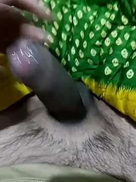 Snapshot of wrong_man25 chatting on 02/22/25, 09:48 wrong man25 online show from 02/22/25, 09:48