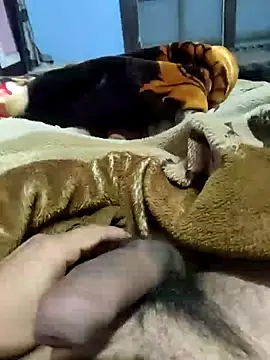 Deshilund9 online show from 12/29/24, 09:06