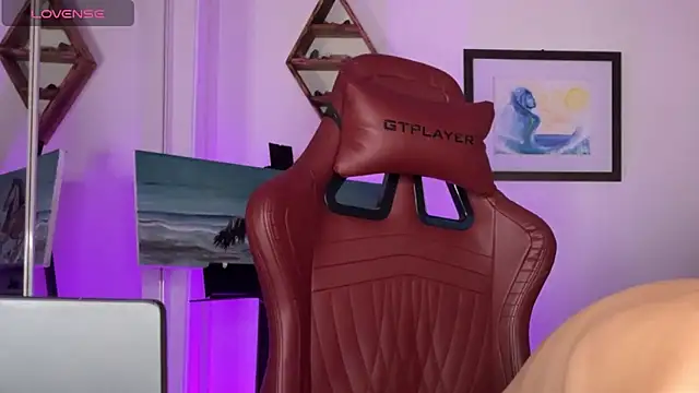 Snapshot of jasminedaze888 chatting on 03/21/25, 09:01 jasminedaze888 online show from 03/21/25, 09:01