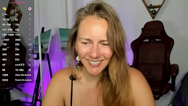 Snapshot of jasminedaze888 chatting on 01/11/26, 10:15 jasminedaze888 online show from 01/11/26, 10:15