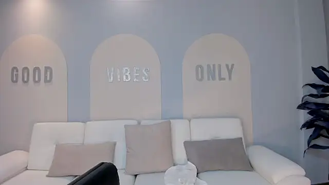 MariamRivera  online show from 03/01/25, 10:34