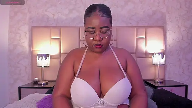 Darnellqueen online show from 02/24/25, 04:05