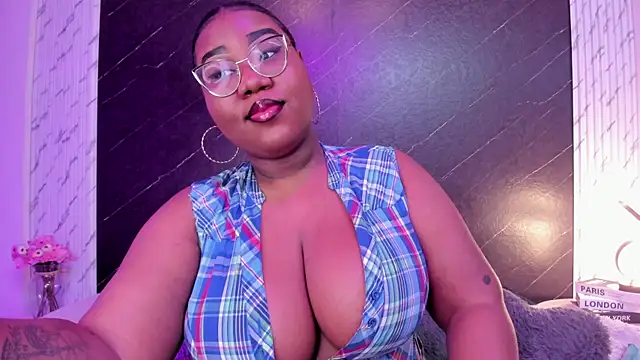 Darnellqueen online show from 09/17/25, 03:52