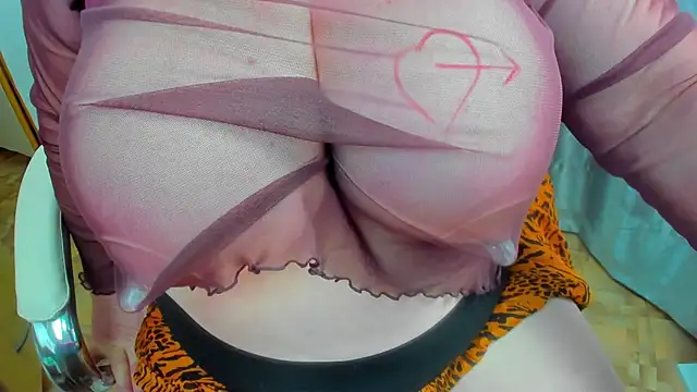 Snapshot of 77Sambuca77 chatting on 03/10/25, 08:26 77Sambuca77 online show from 03/10/25, 08:26