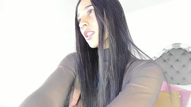 Valentina Ross  online show from 07/01/26, 12:07
