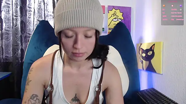 Snapshot of it_l chatting on 06/18/26, 06:01 it l online show from 06/18/26, 06:01