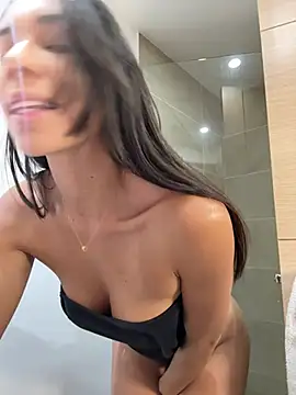 EllaSanz  online show from 02/23/25, 08:00