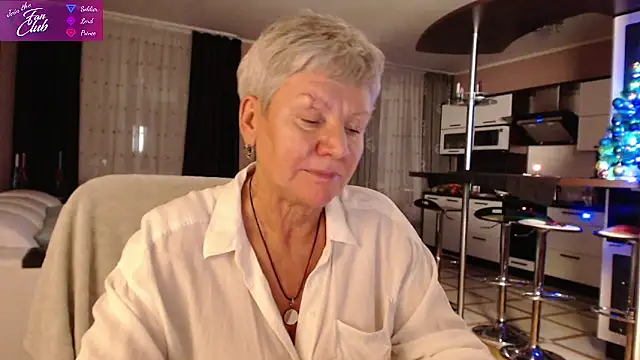 Snapshot of roxana_brooks chatting on 12/28/24, 03:04 roxana brooks online show from 12/28/24, 03:04