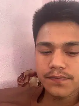 Hullax online show from 02/26/26, 03:38