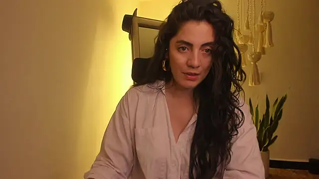 Snapshot of Mala_Bad chatting on 03/10/25, 01:21 Mala Bad online show from 03/10/25, 01:21