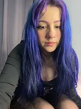 Snapshot of Lucygothic chatting on 12/27/24, 12:50 Lucygothic online show from 12/27/24, 12:50