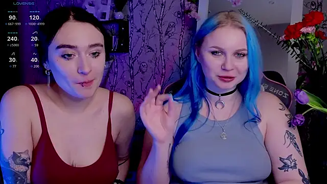 Moon Valkyrie online show from 02/14/25, 08:21