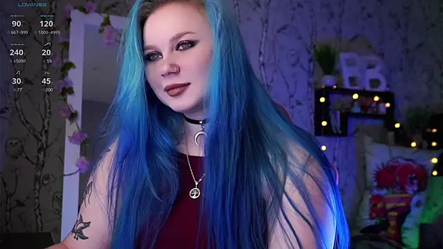 Moon Valkyrie online show from 02/19/25, 06:55