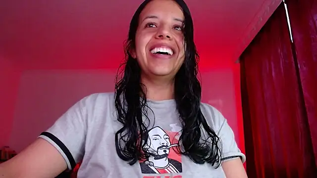 Snapshot of VALERY_MEER chatting on 02/25/26, 12:04 VALERY MEER online show from 02/25/26, 12:04