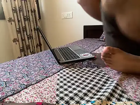 debu46 online show from 09/24/25, 11:24