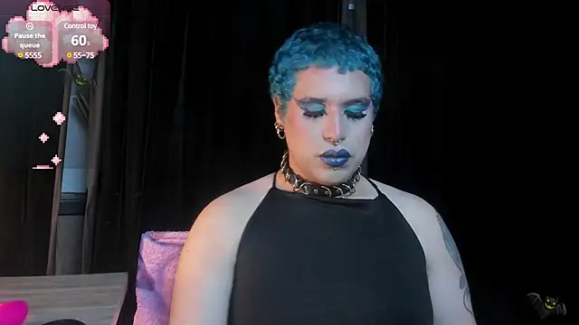 Lexxxxx  online show from 12/12/24, 08:21