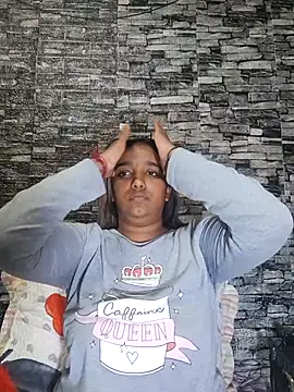 Snapshot of Xindias_fantasyX chatting on 10/28/25, 05:37 Xindias fantasyX online show from 10/28/25, 05:37