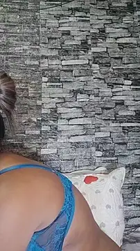 Snapshot of Xindias_fantasyX chatting on 11/08/25, 04:40 Xindias fantasyX online show from 11/08/25, 04:40