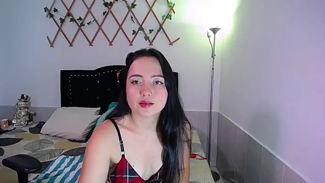 naughty girl 4u online show from 10/31/25, 07:04