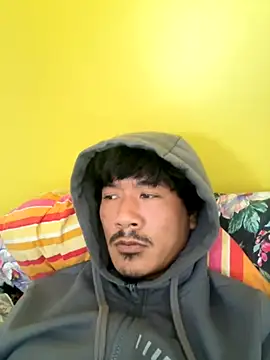 juniiorre online show from 09/18/25, 08:49