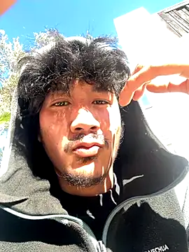 juniiorre online show from 11/03/25, 08:48