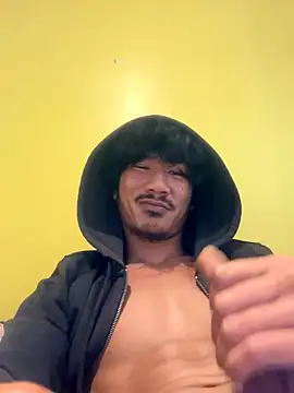 juniiorre online show from 11/18/25, 07:35