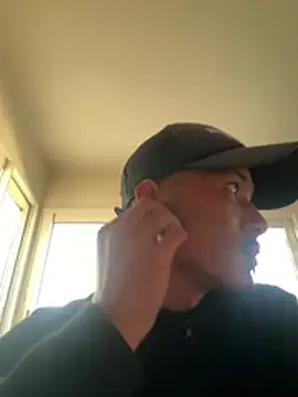 juniiorre online show from 03/31/26, 05:24