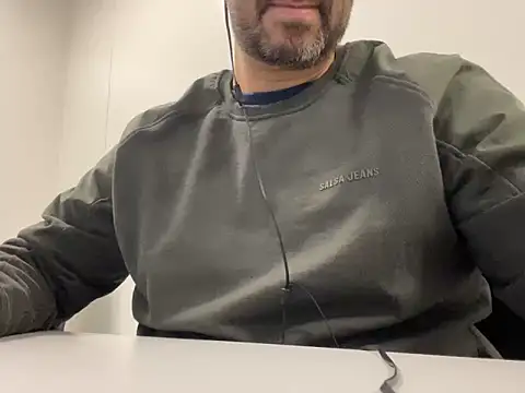 Snapshot of _MrPrecum_ chatting on 12/11/24, 11:00  MrPrecum  online show from 12/11/24, 11:00