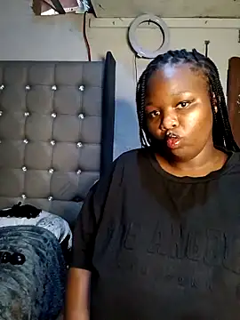 Snapshot of Aaaliyah445 chatting on 02/14/26, 05:53 Aaaliyah445 online show from 02/14/26, 05:53